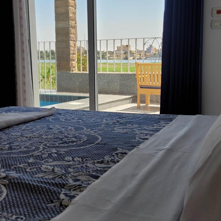 Appartement Blue Nile House à Louxor Extérieur photo