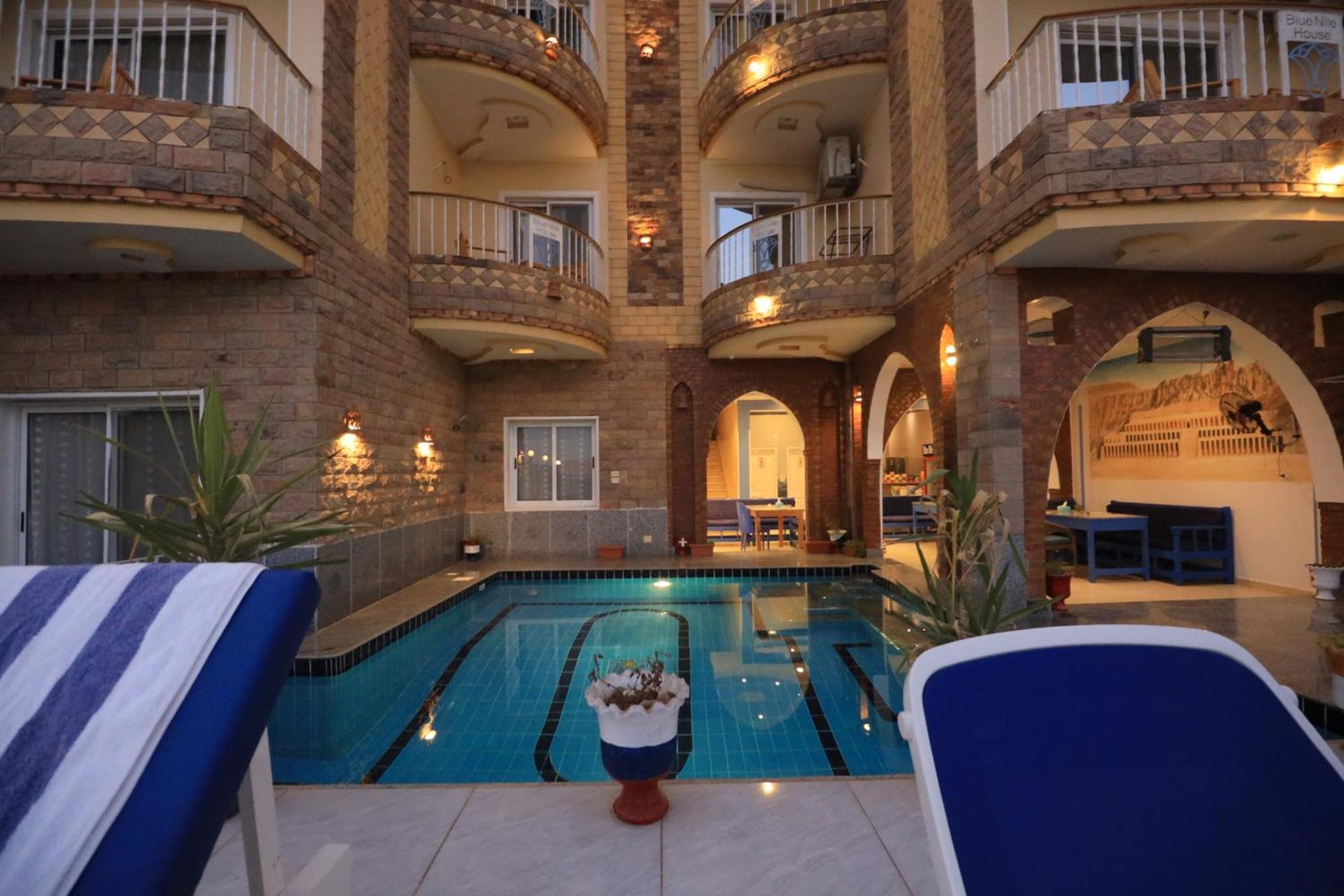 Appartement Blue Nile House à Louxor Extérieur photo